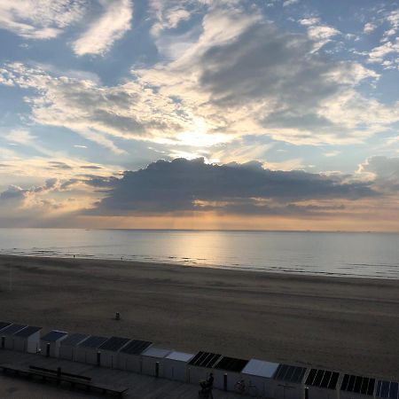Luxe App - Zeedijk Mariakerke - Prachtig Zeezicht Ostend Exterior photo