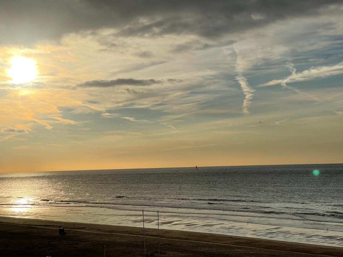 Luxe App - Zeedijk Mariakerke - Prachtig Zeezicht Ostend Exterior photo
